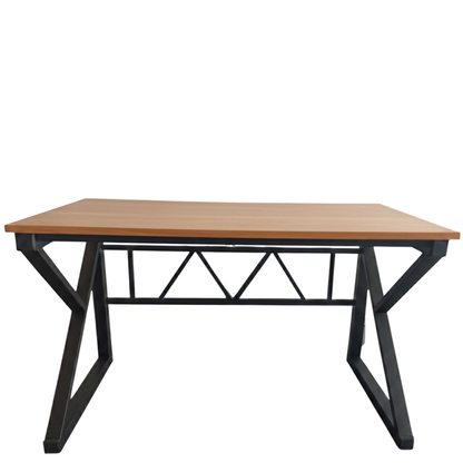 Escritorio Sin Cajones - Estructura de metal tipo K - Cubierta de 24 mm - Color natural